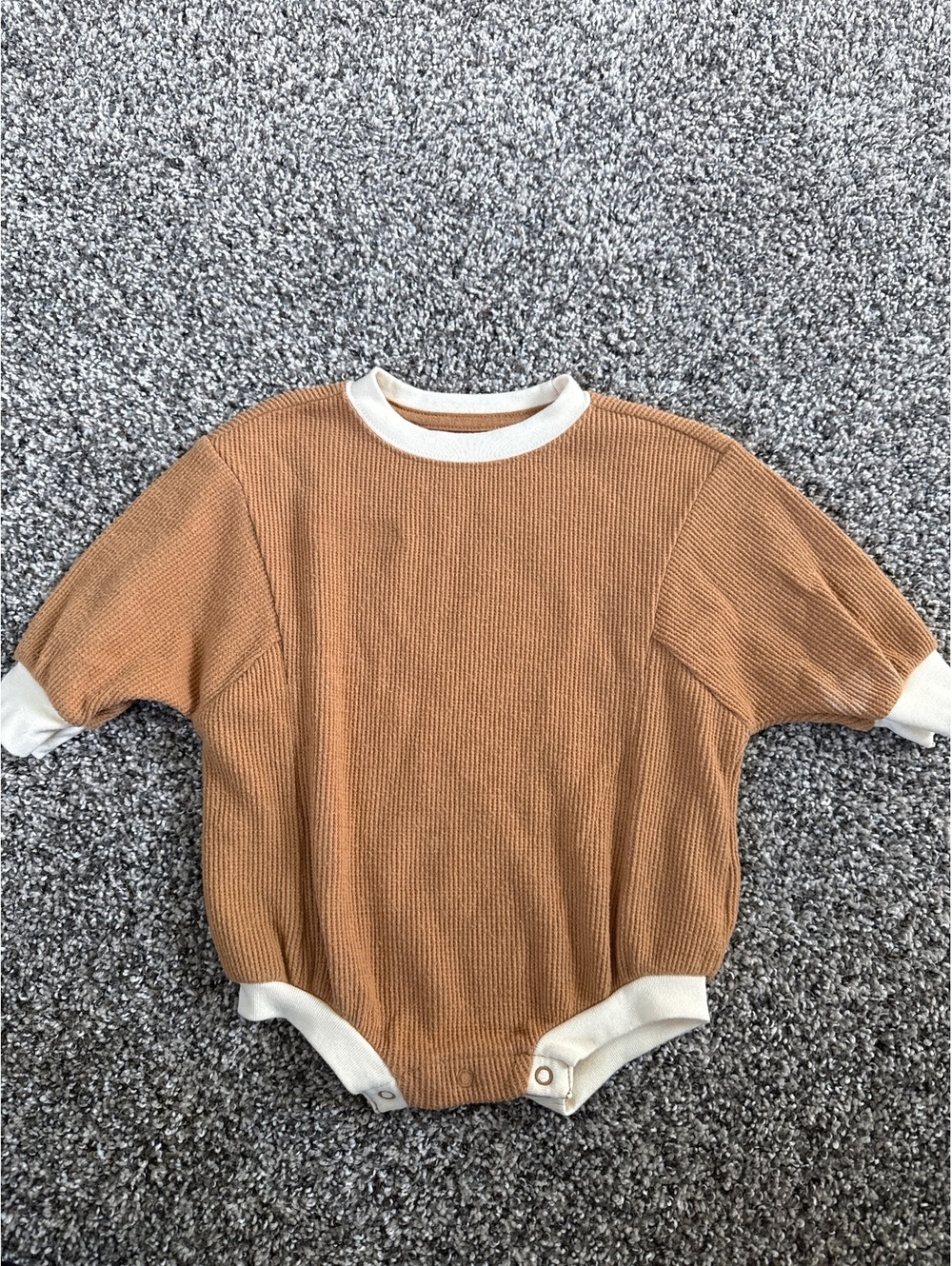 Cat & Jack Baby Boy Gender Neutral Tan Romper Size 3-6 Months